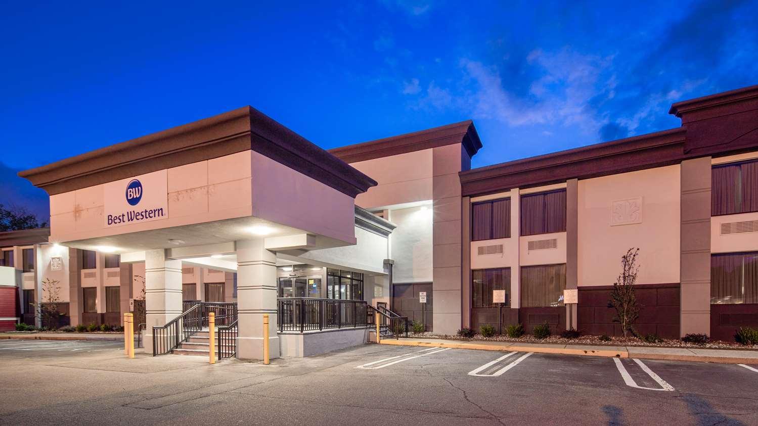 Best Western Paramus Hotel & Suites Dış mekan fotoğraf